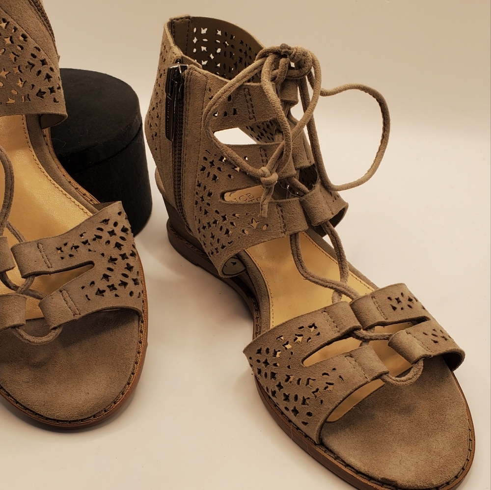 Vince Camuto Leather Sandals